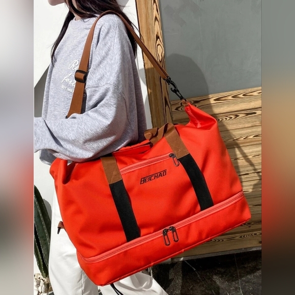 NEW Orange Duffle Bag - Picture 7 of 7